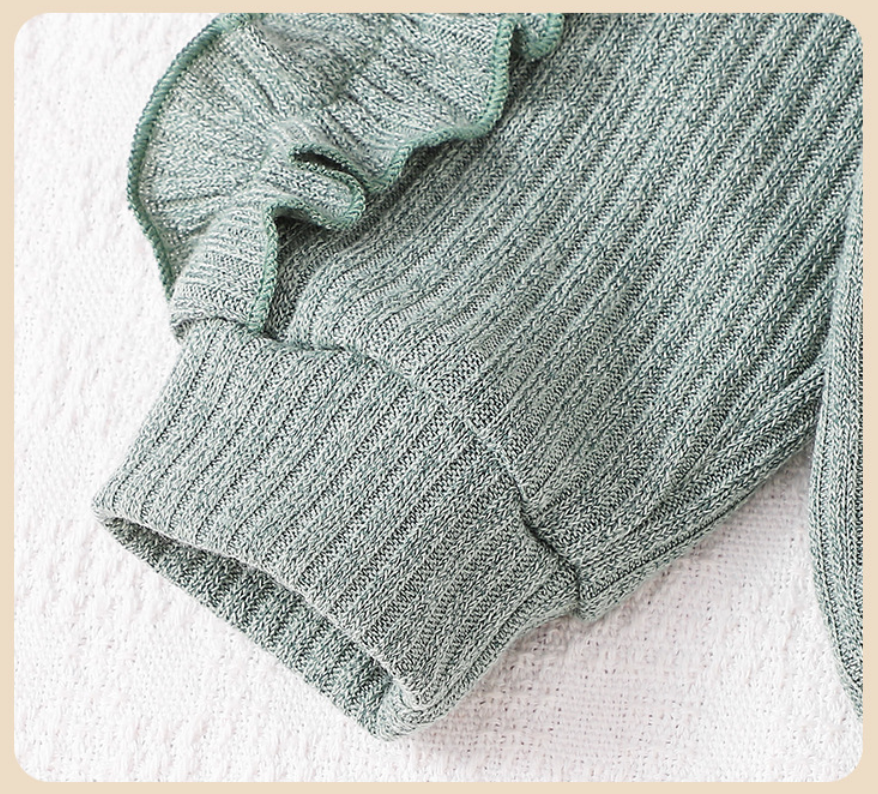 Girls' Heart Print Sweater & Bow Pants Set Light Green Knit Top and Black Trousers