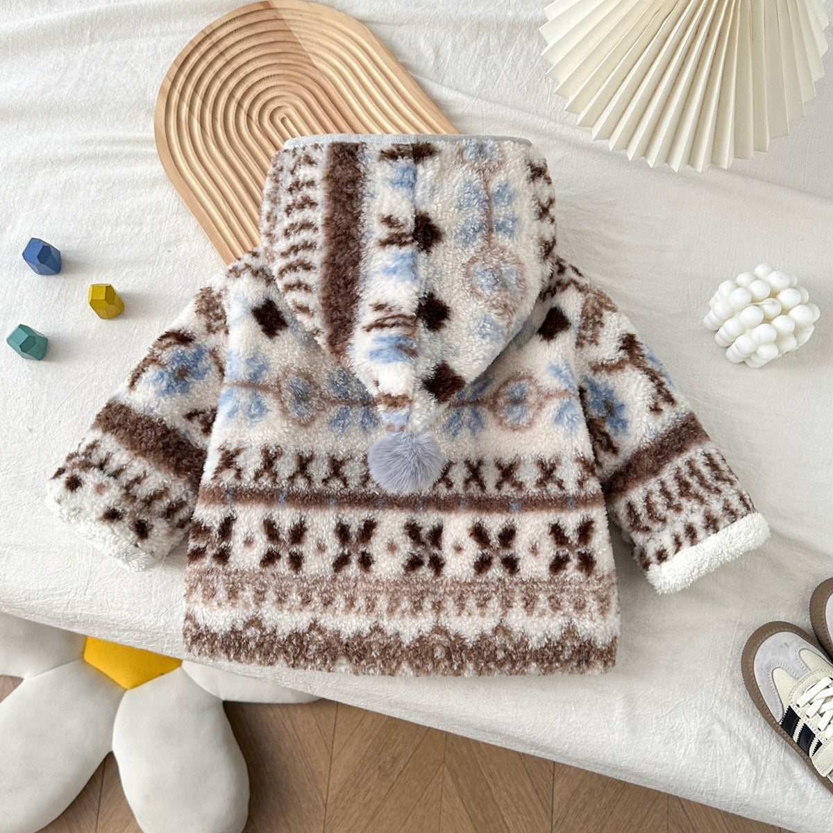 Girls Warm Thick Outerwear Fleece Hooded Coat with Cute Two Pockets At the Front