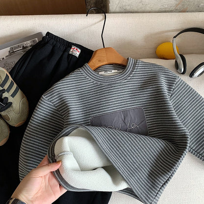 Boys Warm Long-sleeve Sweatshirt Fleece-Lined Striped Charcoal Gray Pullover