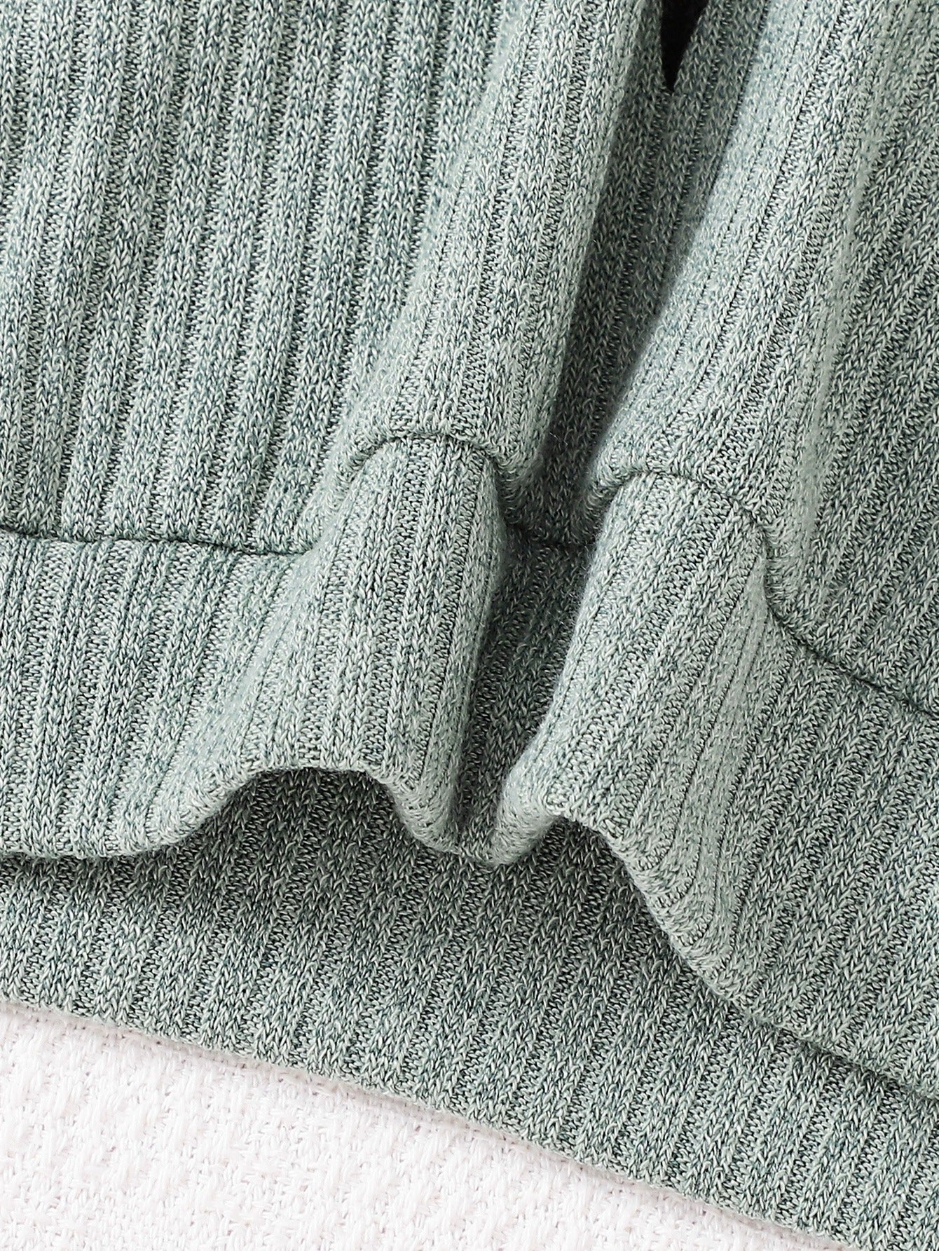 Girls' Heart Print Sweater & Bow Pants Set Light Green Knit Top and Black Trousers