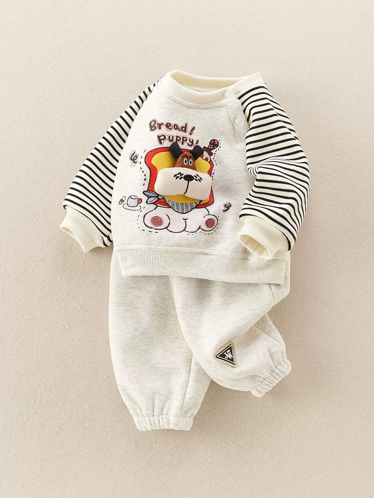 Baby Boy Two-Piece Set Outfit with 3D Dog Pattern Fleece-Lined Grey Pullover and Pants
