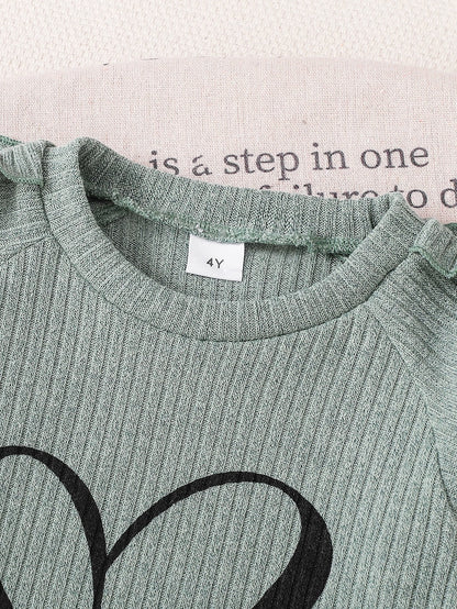 Girls' Heart Print Sweater & Bow Pants Set Light Green Knit Top and Black Trousers